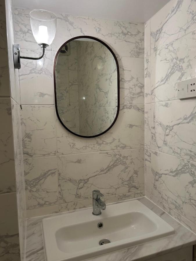ロンドンWest Kensingtonアパートメント エクステリア 写真